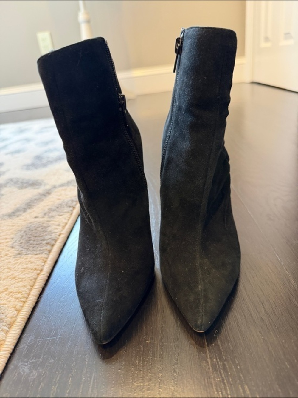 SOMETHING NAVY Black Suede Pointed-Toe Women's Ankle Boots SIZE 4 - Picture 1 of 5